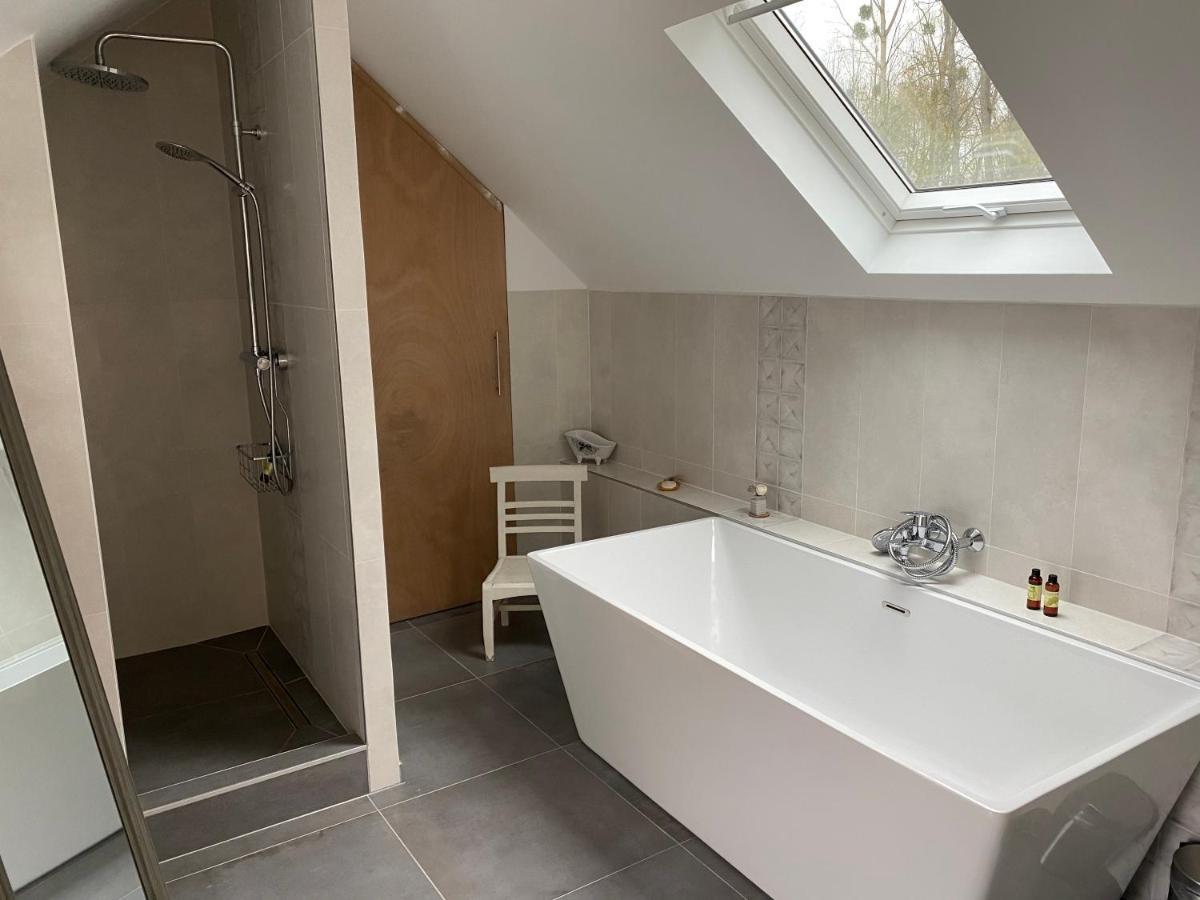 Bed and Breakfast Le Moulin Bleu Saint Cyr-sous-Dourdan Экстерьер фото