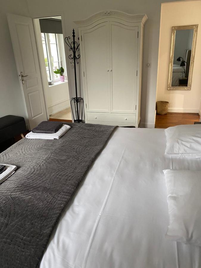 Bed and Breakfast Le Moulin Bleu Saint Cyr-sous-Dourdan Экстерьер фото