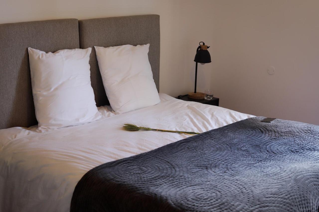 Bed and Breakfast Le Moulin Bleu Saint Cyr-sous-Dourdan Экстерьер фото