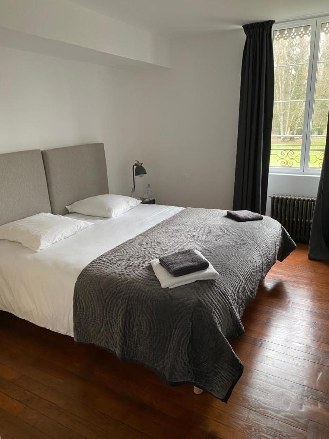 Bed and Breakfast Le Moulin Bleu Saint Cyr-sous-Dourdan Экстерьер фото