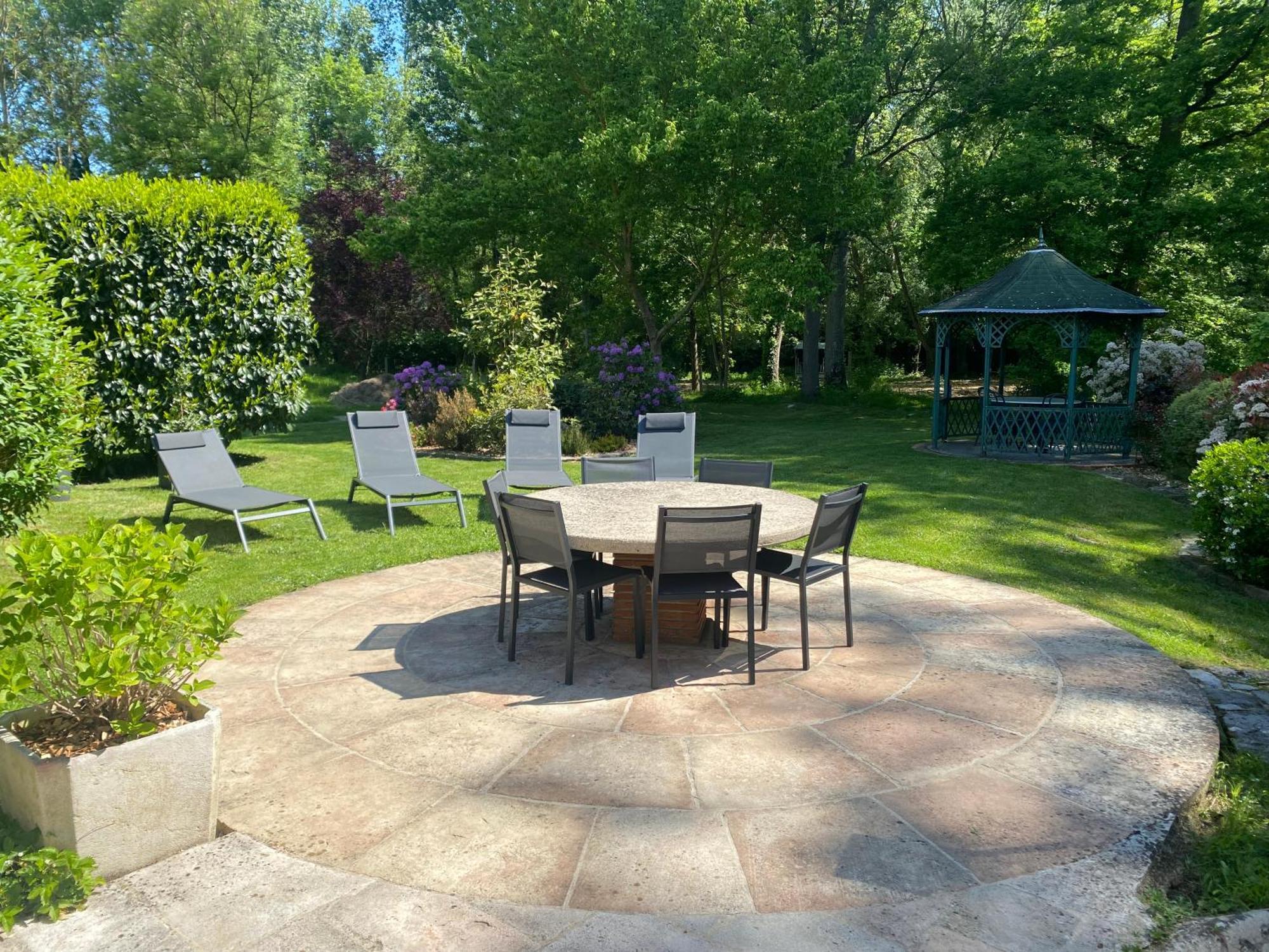 Bed and Breakfast Le Moulin Bleu Saint Cyr-sous-Dourdan Экстерьер фото
